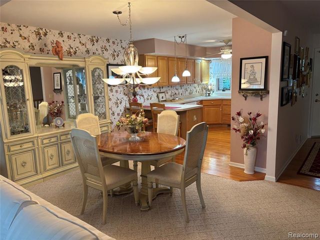5353 Wyndemere Common Square, Swartz Creek, MI 48473
