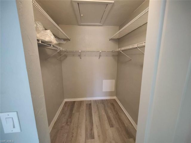 2668 Kings Lake BLVD 7-203, Naples, FL 34112