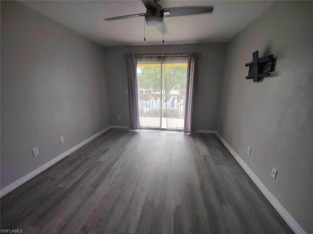 2668 Kings Lake BLVD 7-203, Naples, FL 34112