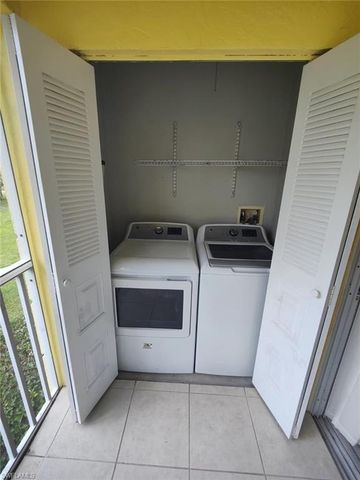 2668 Kings Lake BLVD 7-203, Naples, FL 34112