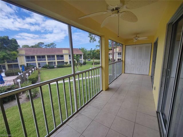 2668 Kings Lake BLVD 7-203, Naples, FL 34112