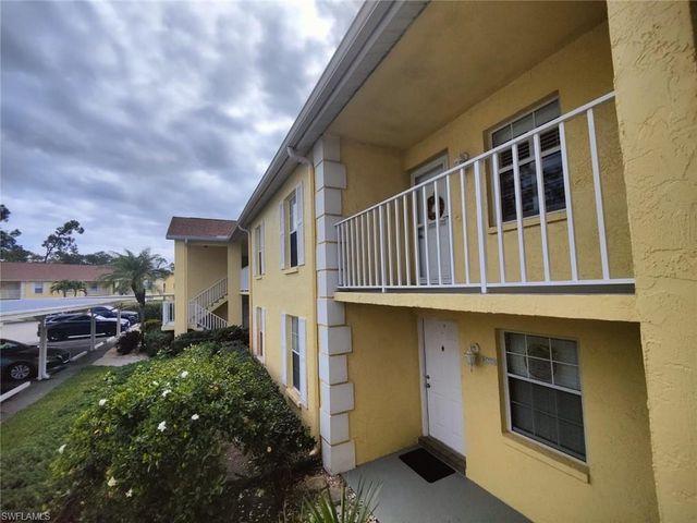 2668 Kings Lake BLVD 7-203, Naples, FL 34112