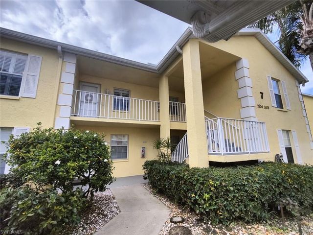 2668 Kings Lake BLVD 7-203, Naples, FL 34112