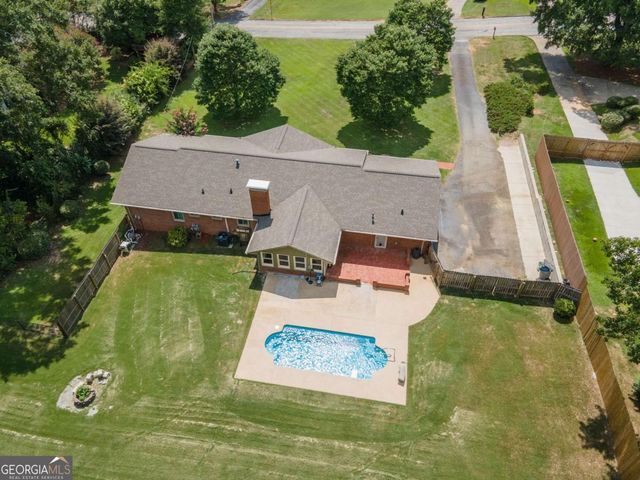 650 Azalea Drive, Lagrange, GA 30240