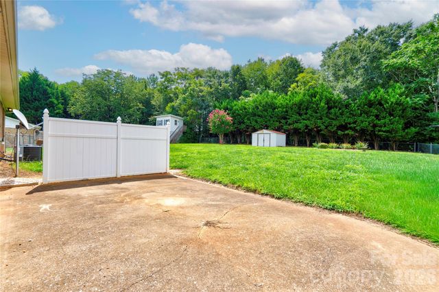 1606 Spangler Drive, Shelby, NC 28150