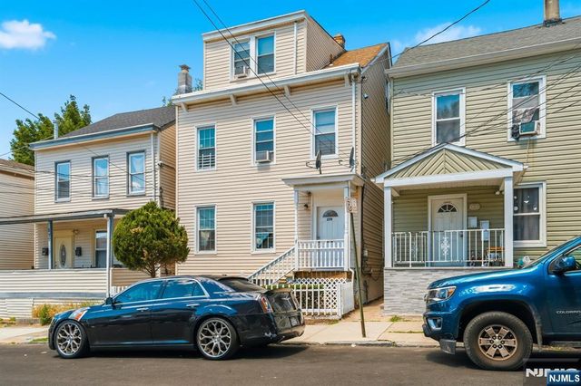279 4th Street, Paterson, NJ 07522