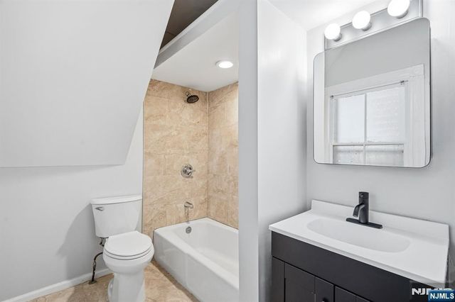 279 4th Street, Paterson, NJ 07522