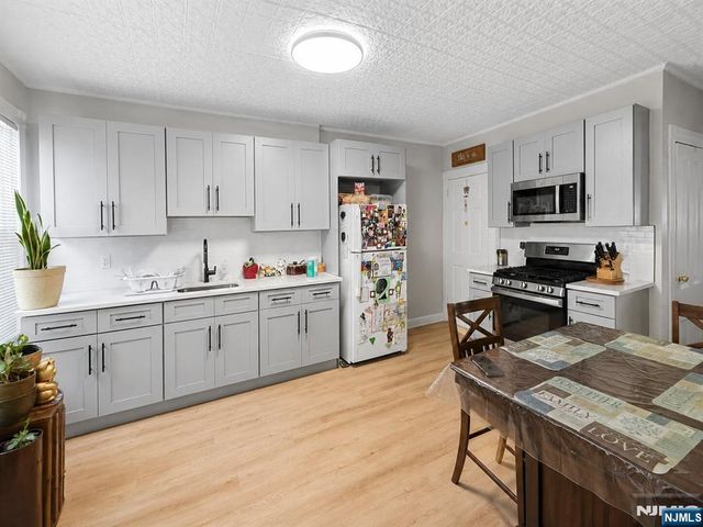 279 4th Street, Paterson, NJ 07522