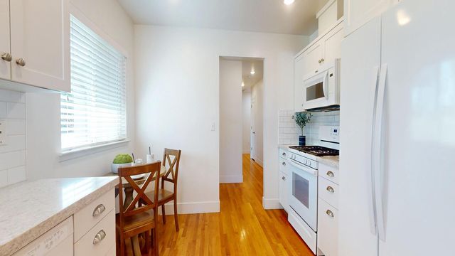 117 E Fedora Avenue, Fresno, CA 93704