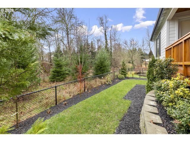 9261 Sw MACKAYLA Pl, Portland, OR 97223