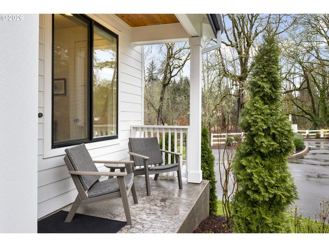 9261 Sw MACKAYLA Pl, Portland, OR 97223