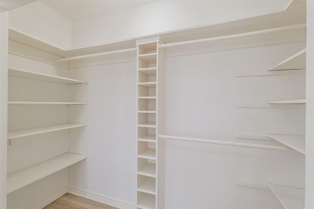 2201 Maroneal Street, Houston, TX 77030