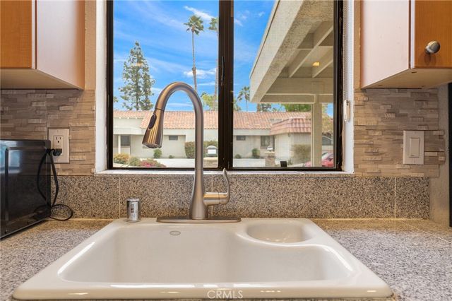 40465 La Costa Circle W, Palm Desert, CA 92211