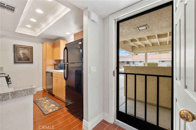 40465 La Costa Circle W, Palm Desert, CA 92211