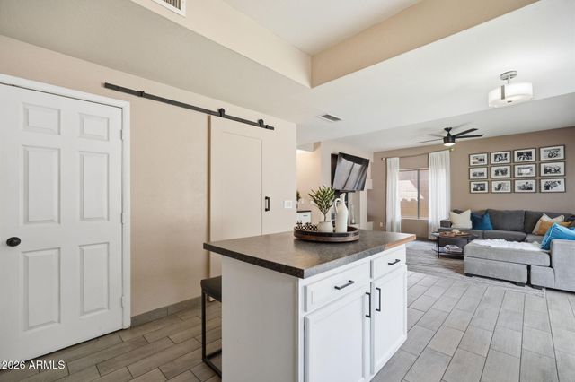 18415 N 46TH Street, Phoenix, AZ 85032