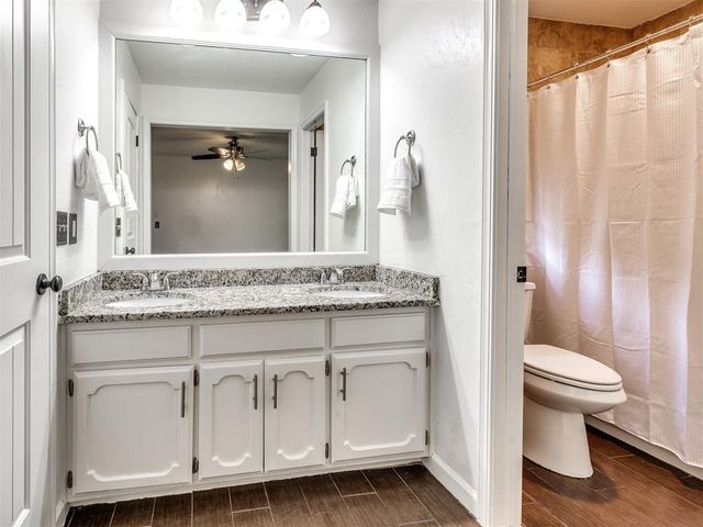 2640 Michael Drive, Edmond, OK 73013
