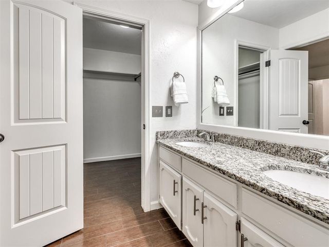2640 Michael Drive, Edmond, OK 73013