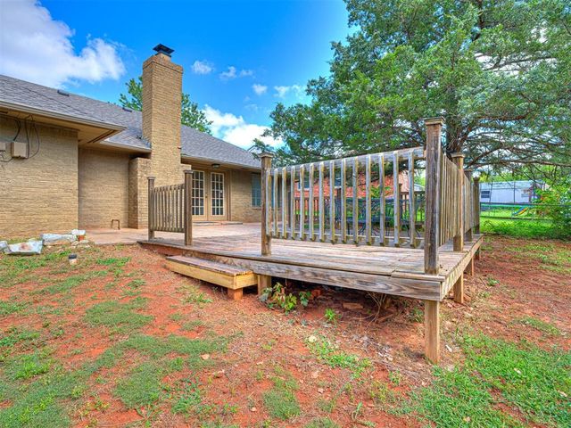 2640 Michael Drive, Edmond, OK 73013