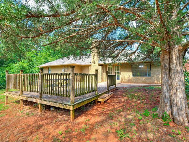 2640 Michael Drive, Edmond, OK 73013