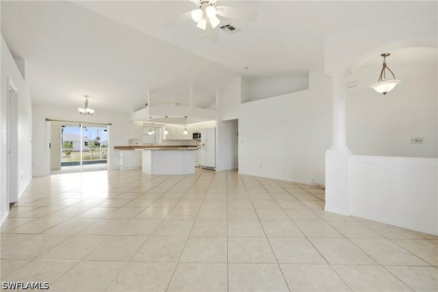 2017 NE 5th PL, Cape Coral, FL 33909