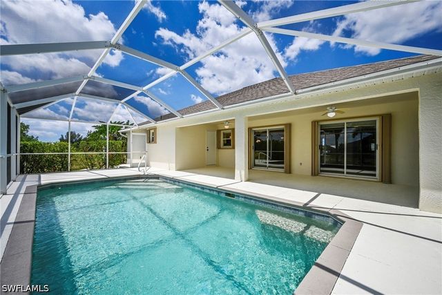 2017 NE 5th PL, Cape Coral, FL 33909