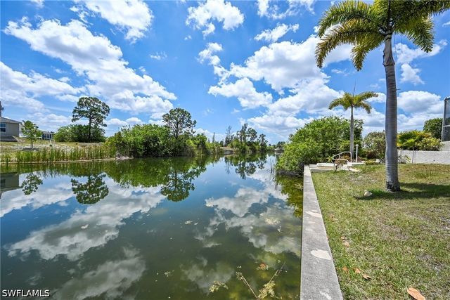 2017 NE 5th PL, Cape Coral, FL 33909