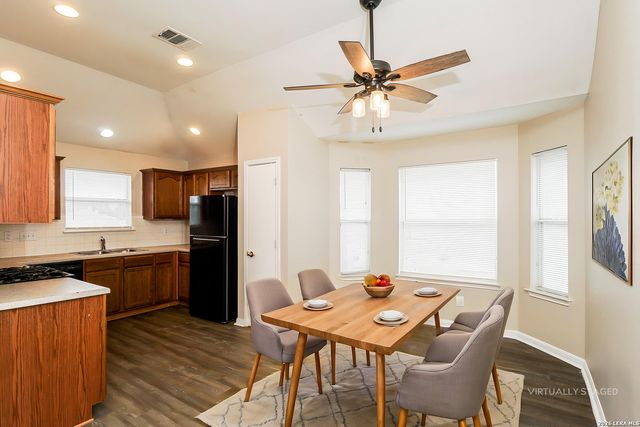 8422 Cherisse, Converse, TX 78109