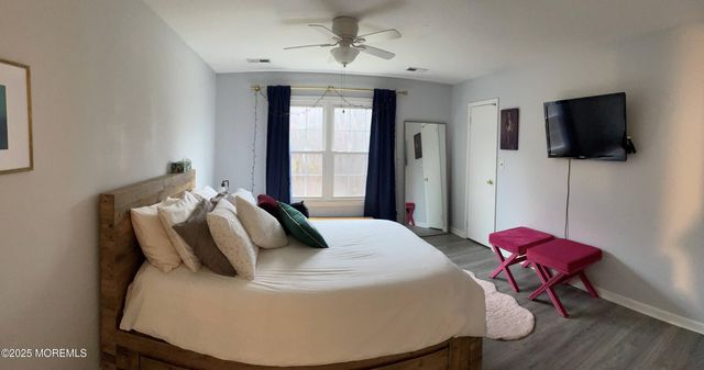 157 Frontier Way, Tinton Falls, NJ 07753