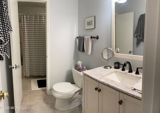 157 Frontier Way, Tinton Falls, NJ 07753