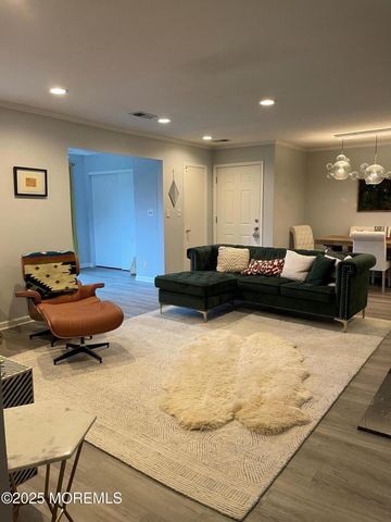 157 Frontier Way, Tinton Falls, NJ 07753