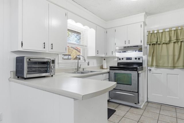 102 Wiley Street, Walterboro, SC 29488