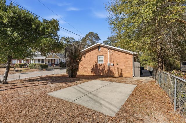 102 Wiley Street, Walterboro, SC 29488