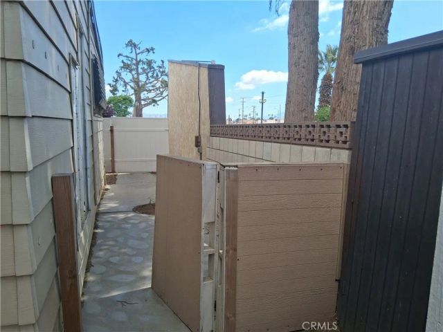 15252 SENECA RD 1, Victorville, CA 92392