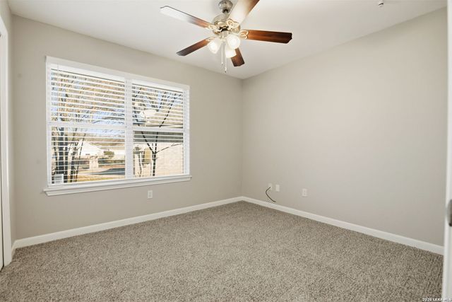 23 SHADOW CIR, New Braunfels, TX 78130
