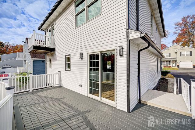 940 grove Avenue, Old Bridge, NJ 08879