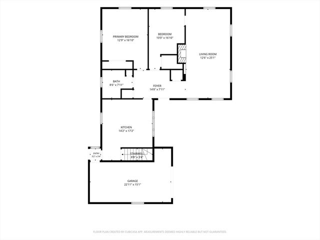 92 Oak Hollow Rd, Springfield, MA 01128