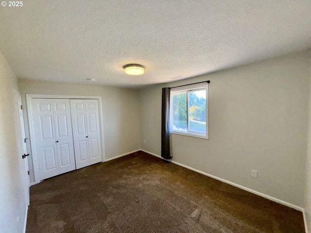 38406 Se NICHOLS HILL Rd, Washougal, WA 98671