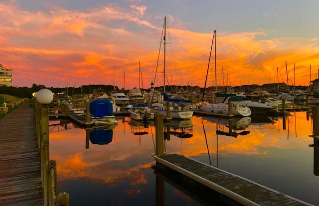 515 Hillside Dr. S, North Myrtle Beach, SC 29582