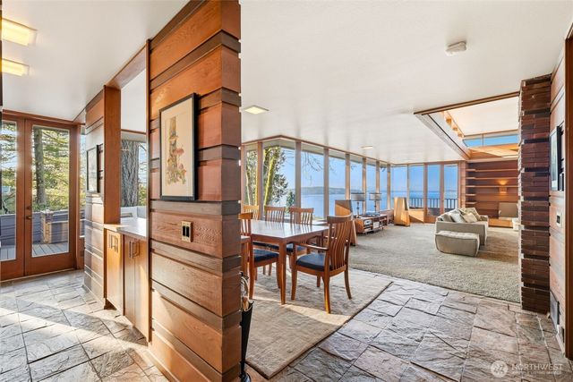 2103 Steilacoom Boulevard, Steilacoom, WA 98388