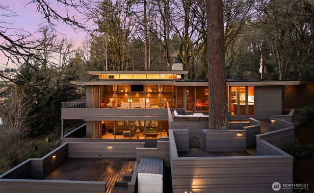 2103 Steilacoom Boulevard, Steilacoom, WA 98388