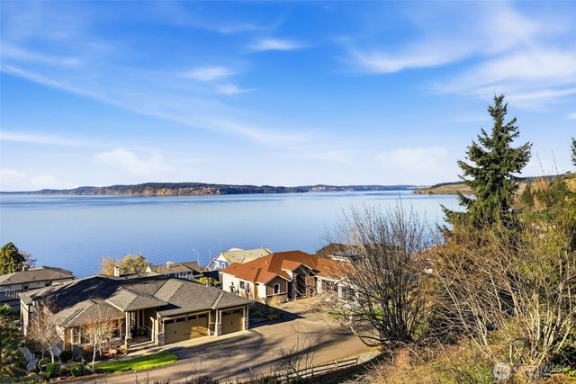 2103 Steilacoom Boulevard, Steilacoom, WA 98388