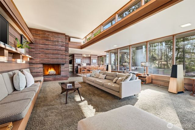 2103 Steilacoom Boulevard, Steilacoom, WA 98388