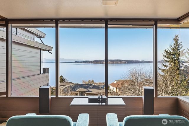 2103 Steilacoom Boulevard, Steilacoom, WA 98388