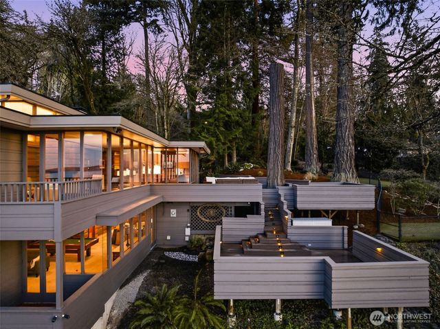 2103 Steilacoom Boulevard, Steilacoom, WA 98388