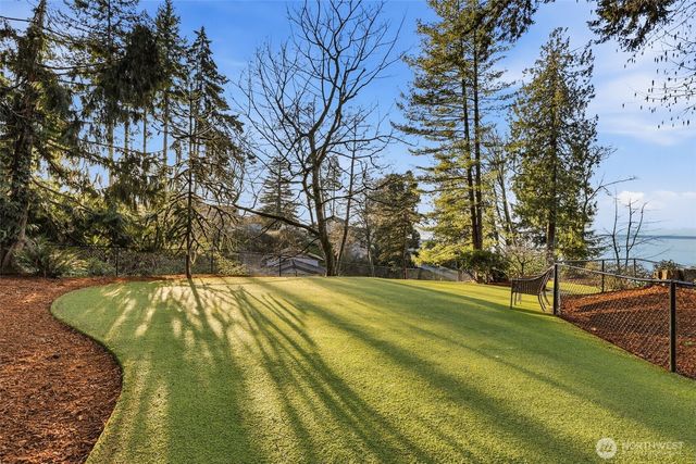 2103 Steilacoom Boulevard, Steilacoom, WA 98388