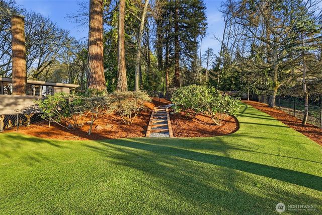 2103 Steilacoom Boulevard, Steilacoom, WA 98388