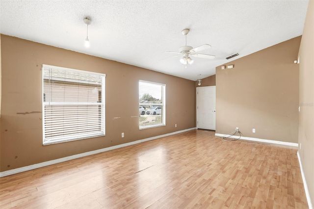 8865 LAMBERT LANE, Orlando, FL 32825
