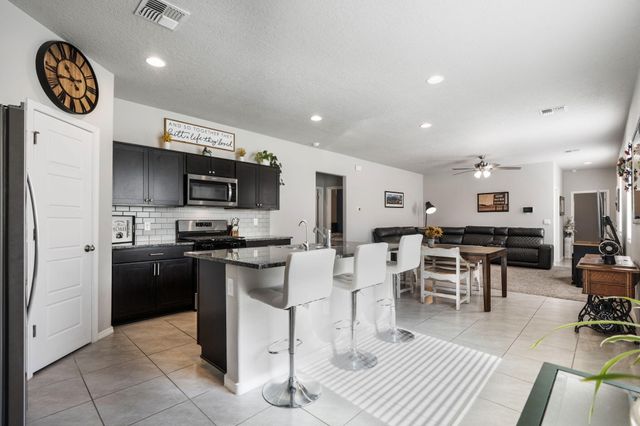 4827 Mount Salas Street NE, Rio Rancho, NM 87144