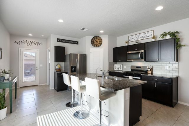4827 Mount Salas Street NE, Rio Rancho, NM 87144