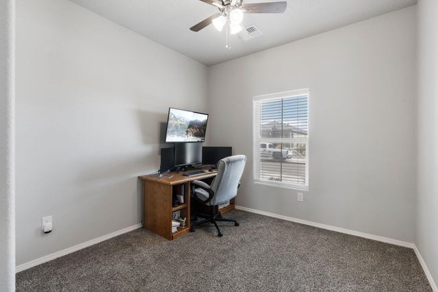4827 Mount Salas Street NE, Rio Rancho, NM 87144